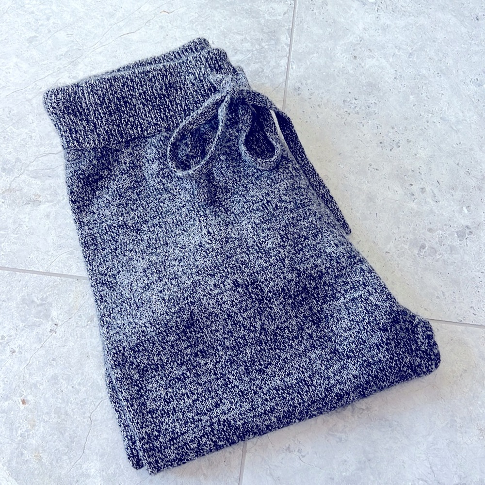 Co Cashmere Rib Cuff Pant - Picture 9 of 12